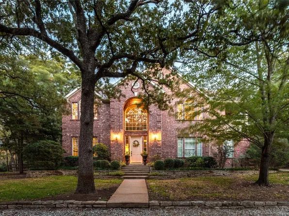 731 Lake Park Dr, Oak Pt, TX 75068