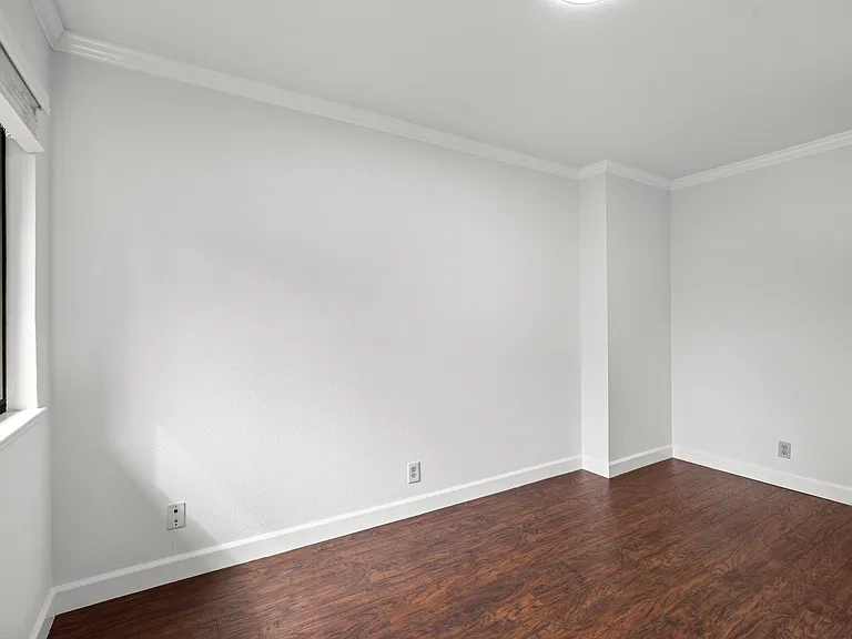 14613 Oak St — Photo 12
