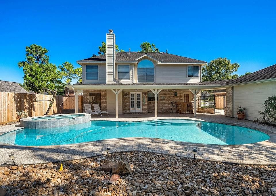 1st image of 1504 Knotty Pine Cir S