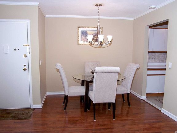 4th image of 48 Richmond Blvd Unit 4A