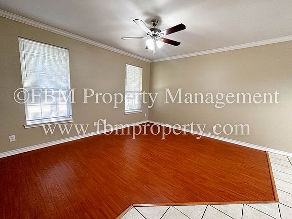 5th image of 702 Biloxi Dr