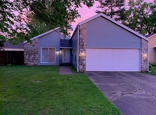 7808 Mews Rd, Terre Haute, IN 47802