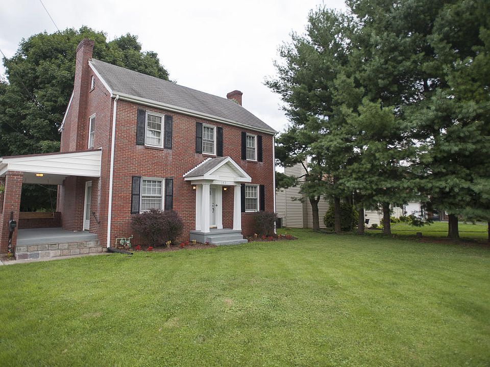 1st image of 143 Huntington Blvd NE