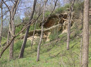 138 Peerless Road, New Glarus, WI 53574