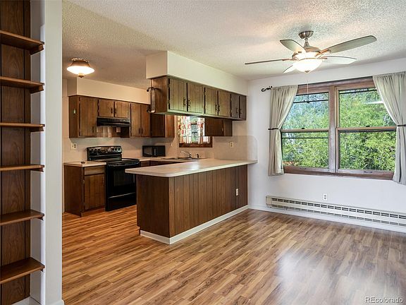 5th image of 259 6th St #303