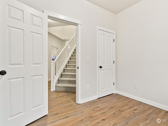 4th image of 19507 90th Avenue Court E