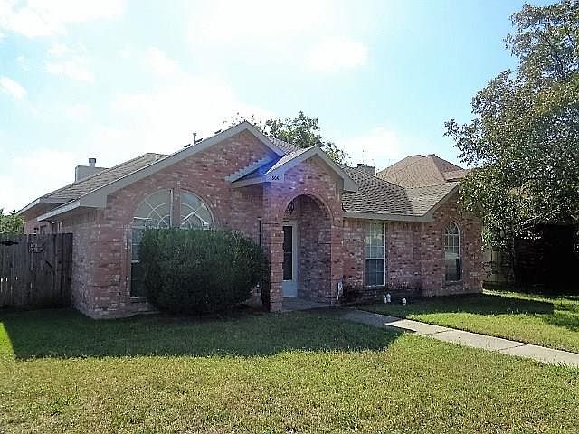 1st image of 905 Walters Dr
