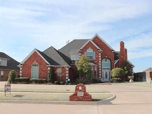 1st image of 7619 NW Wyatt Lake Dr