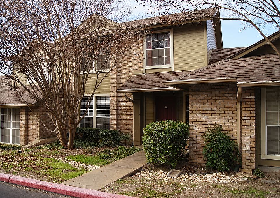 1st image of 1015 E Yager Ln Unit 151