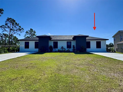 819 Eisenhower Blvd #819 Photo 1