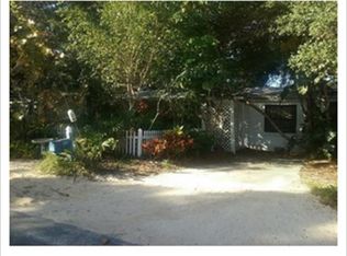 618 Goodwin Ave, New Smyrna Beach, FL 32169