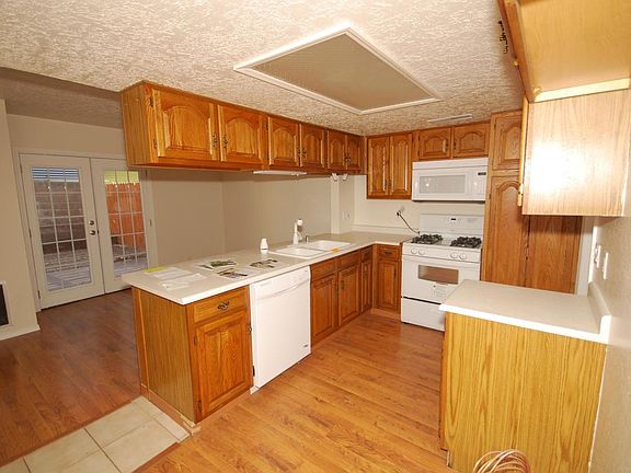 5th image of 3920 Ladera Dr NW