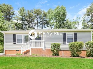 4179 Morningside Dr, Winston Salem, NC 27106