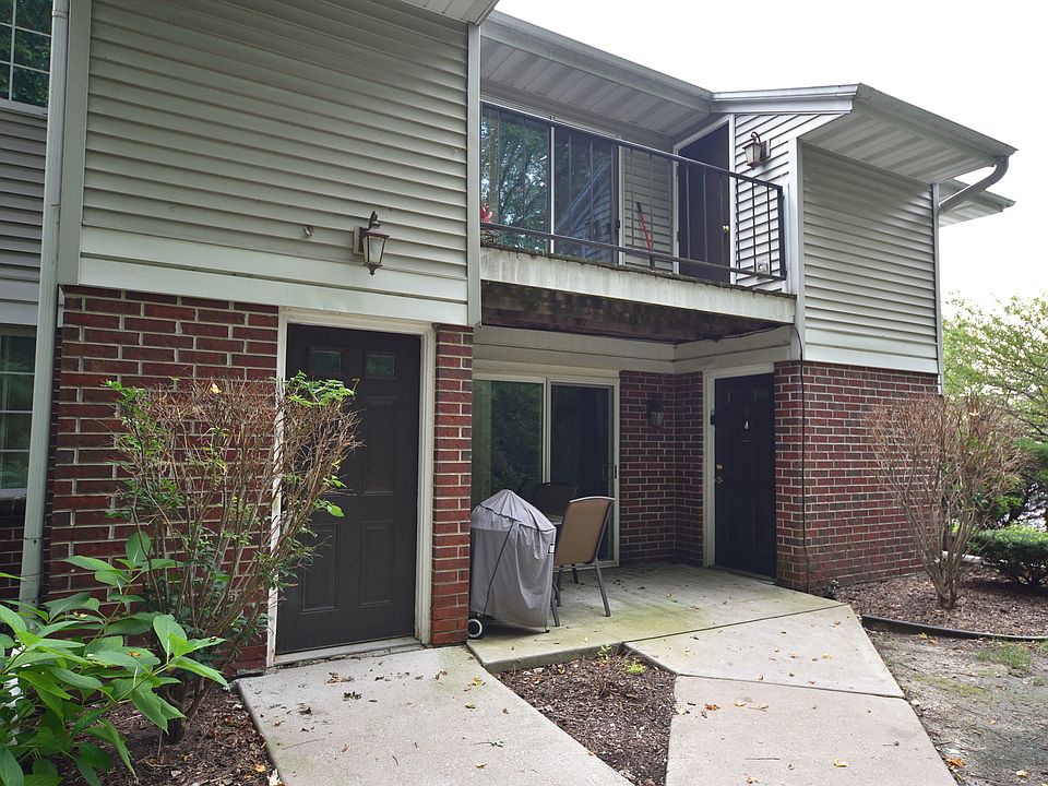 1st image of W169N11079 Ashbury Ln