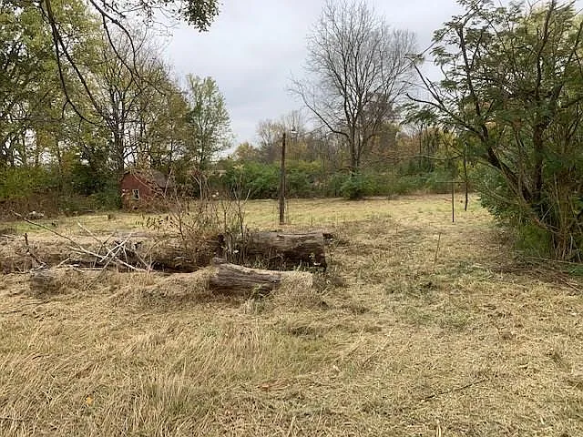 4027 W State Road 32 photo 1
