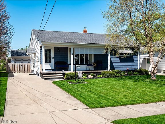 2nd image of 6076 Stark Dr