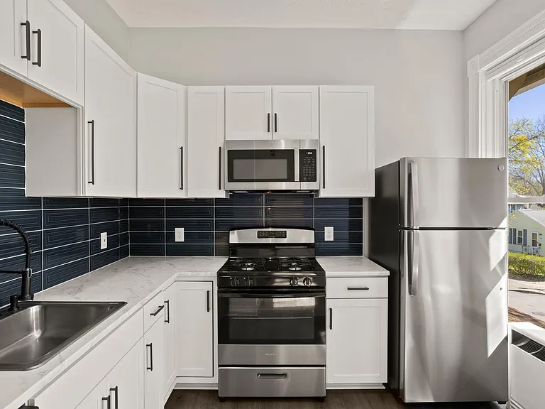 853 Meigs St #D — Photo 2