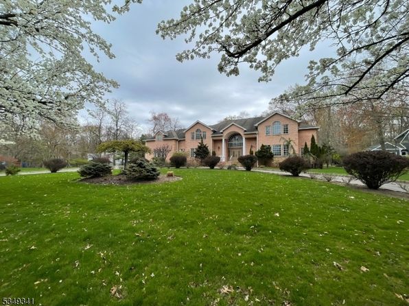 491 Brookside Ave, Allendale Boro, NJ 07401