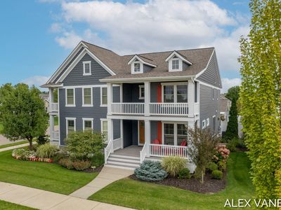 4736 Macatawa Legends Blvd, Holland, MI, 49424