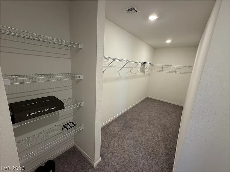 8030 Minavalle Ave — Photo 20