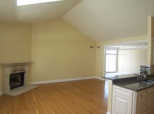 5624 Prairie Ridge Rd, Crystal Lake, IL 60014