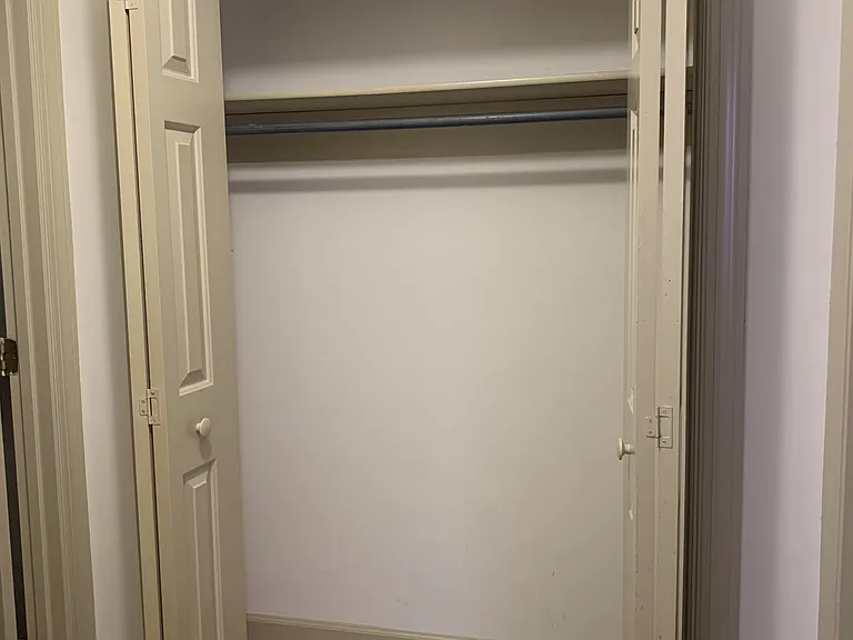412 Middle St #C — Photo 7
