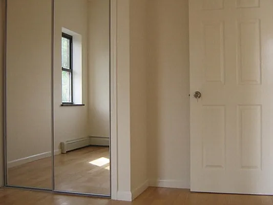 Rented by Skyline Group Real Estate | media 17