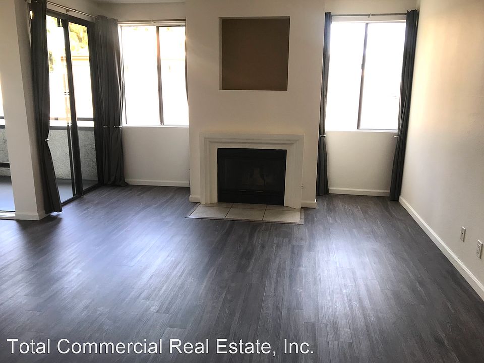 1st image of 7020 Lanewood Ave #407