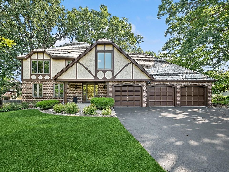 1st image of 501 Valleywood Cir