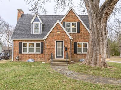 2212 Washington St, Columbus, IN, 47201