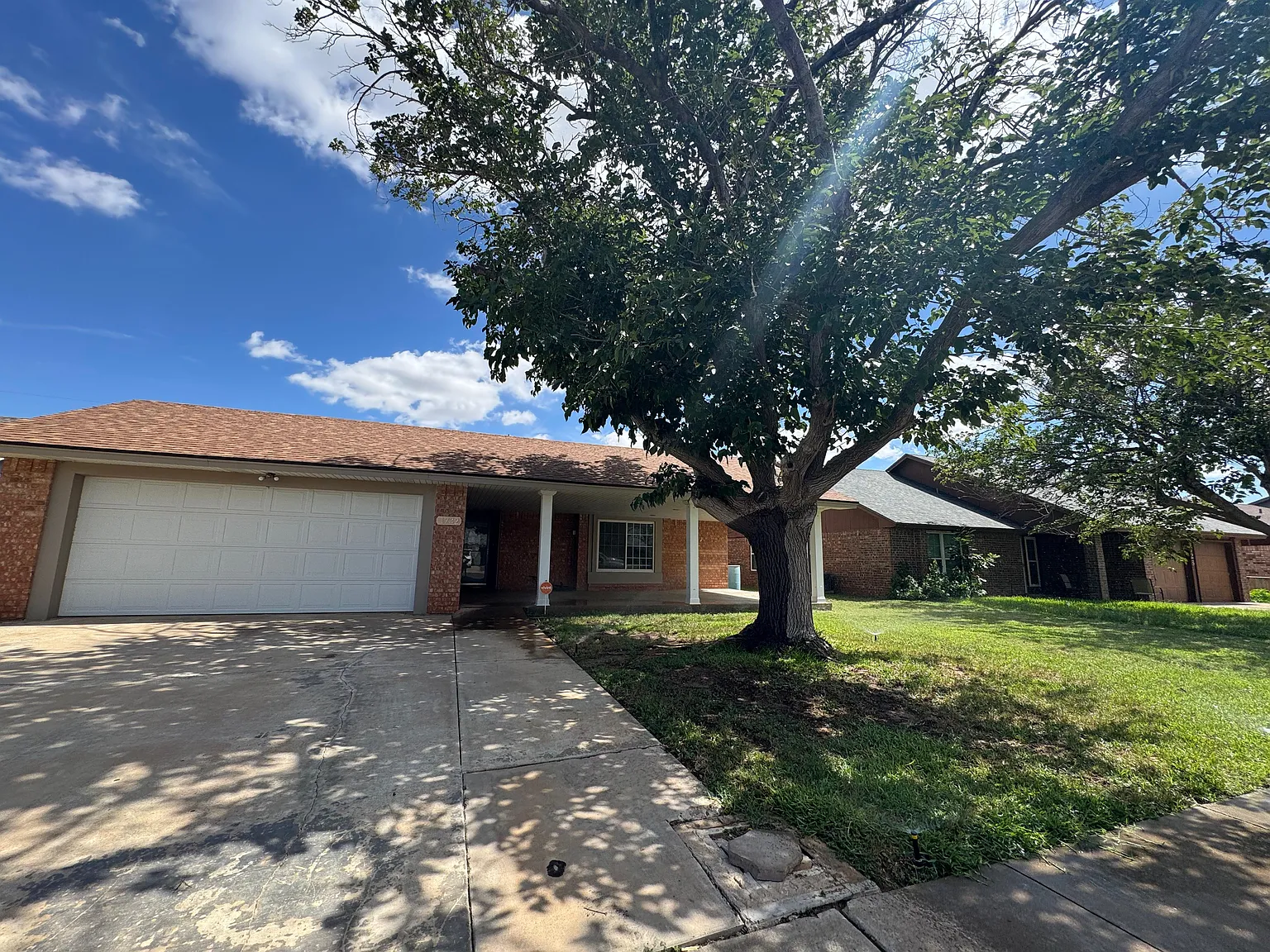 3 bed, 2154 sqft, $2,500 — Photo 1