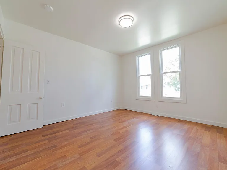 6021 Pear Ave #B — Photo 5