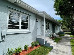 820 SE 12th St #1, Fort Lauderdale, FL 33316
