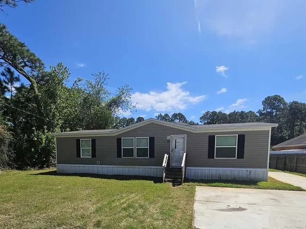 208 Starfish Rd, Mary Esther, FL 32569