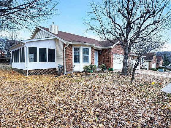 3rd image of 1031 Forder Square Dr