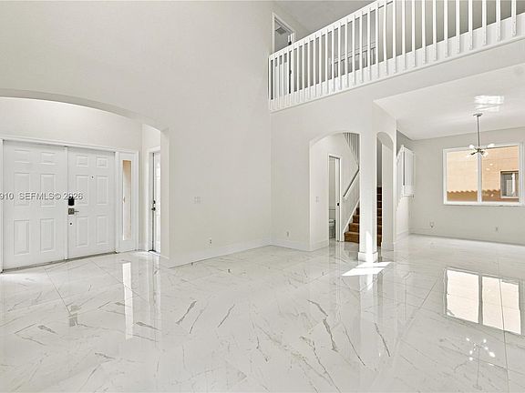 3rd image of 445 Conservation Dr