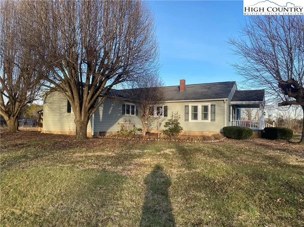 5020 Center Road, Jonesville, NC 28642