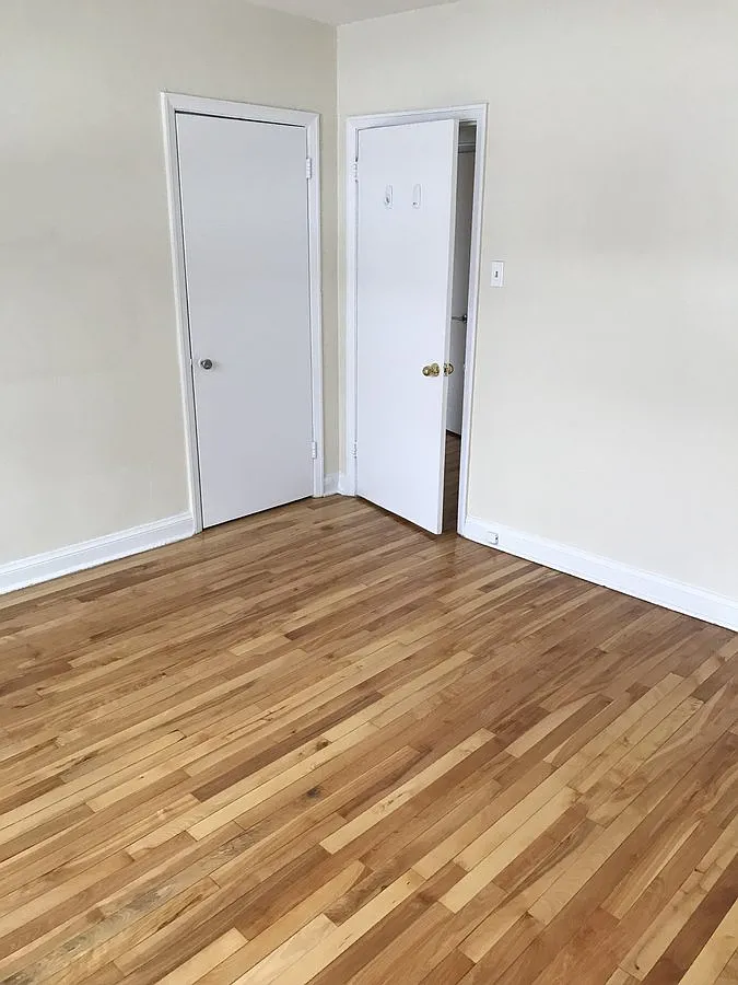 Mark Manor — Photo 4