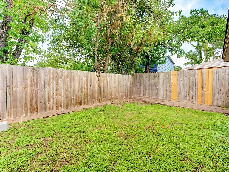 5255 Beaverbrook Dr — Photo 47