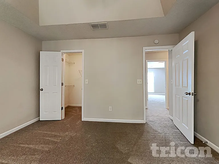 305 Nims Dr — Photo 10