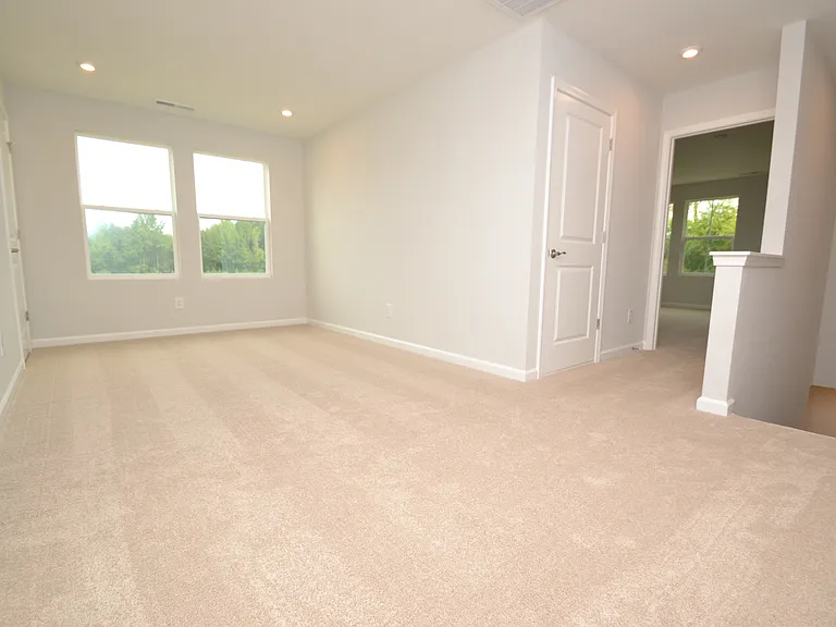 1226 Bessie Ct — Photo 22