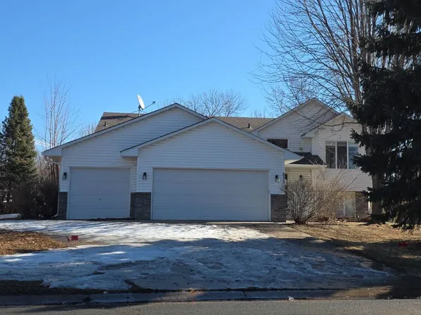 833 S Walnut St, Belle Plaine, MN 56011