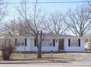 3893 County Road 3900, Independence, KS 67301