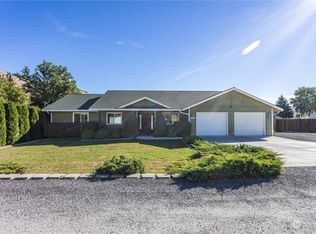 5899 Locust Ln, Cashmere, WA 98815