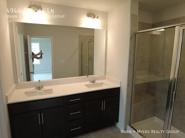4944 Arkose Dr — Photo 22