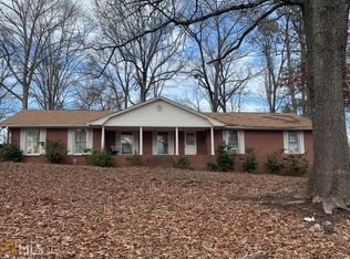 3221 Laura Ln, Lithia Springs, GA 30122