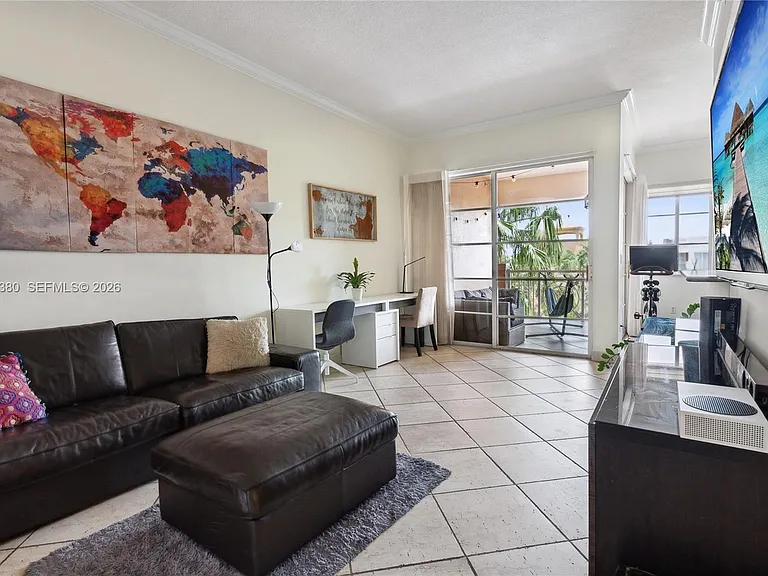 100 Meridian Ave #244 — Photo 4