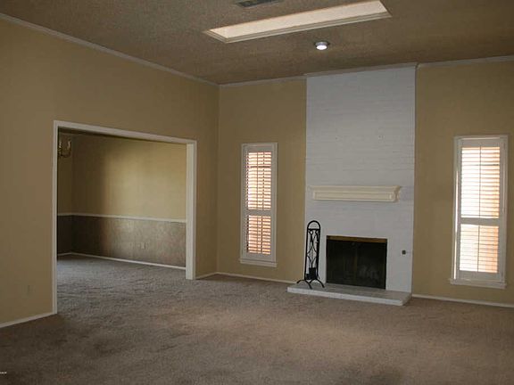 2nd image of 3113 Amberwood Ln