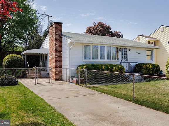 2nd image of 819 Bentwillow Dr