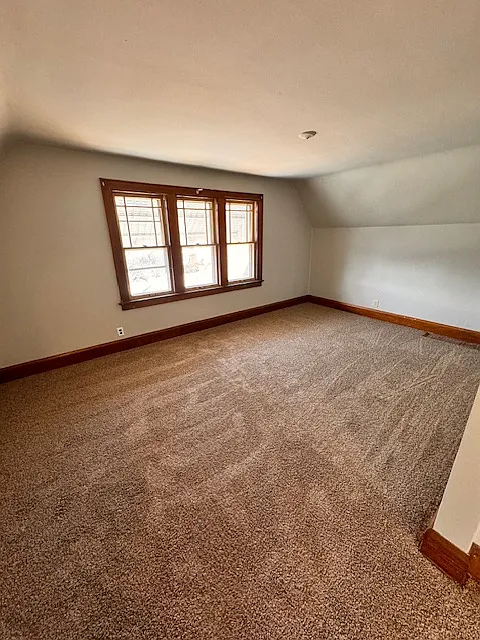 2229 Blake Avenue - 2 — Photo 4